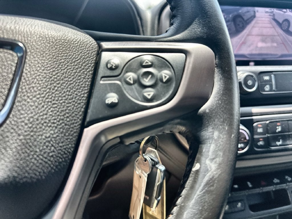 2022 GMC Canyon 4WD AT4 w/Leather
