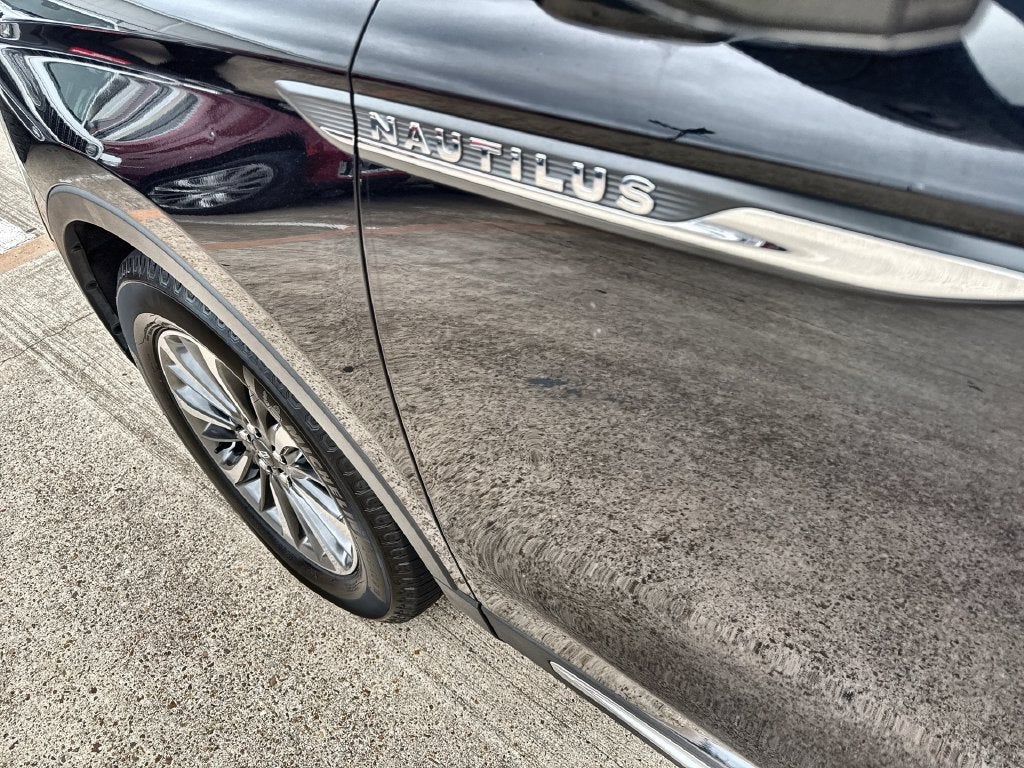 2021 Lincoln Nautilus Standard