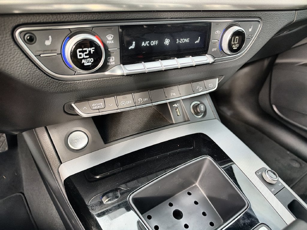 2025 Audi Q5 S line Premium