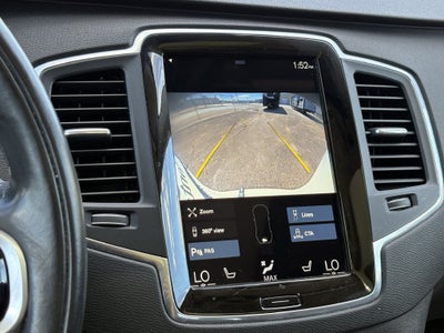 2020 Volvo XC90 Momentum