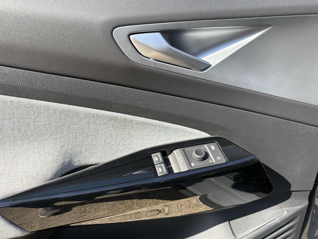 2025 Volkswagen ID.4 Pro