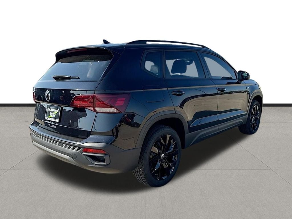 2024 Volkswagen Taos 1.5T SE Black