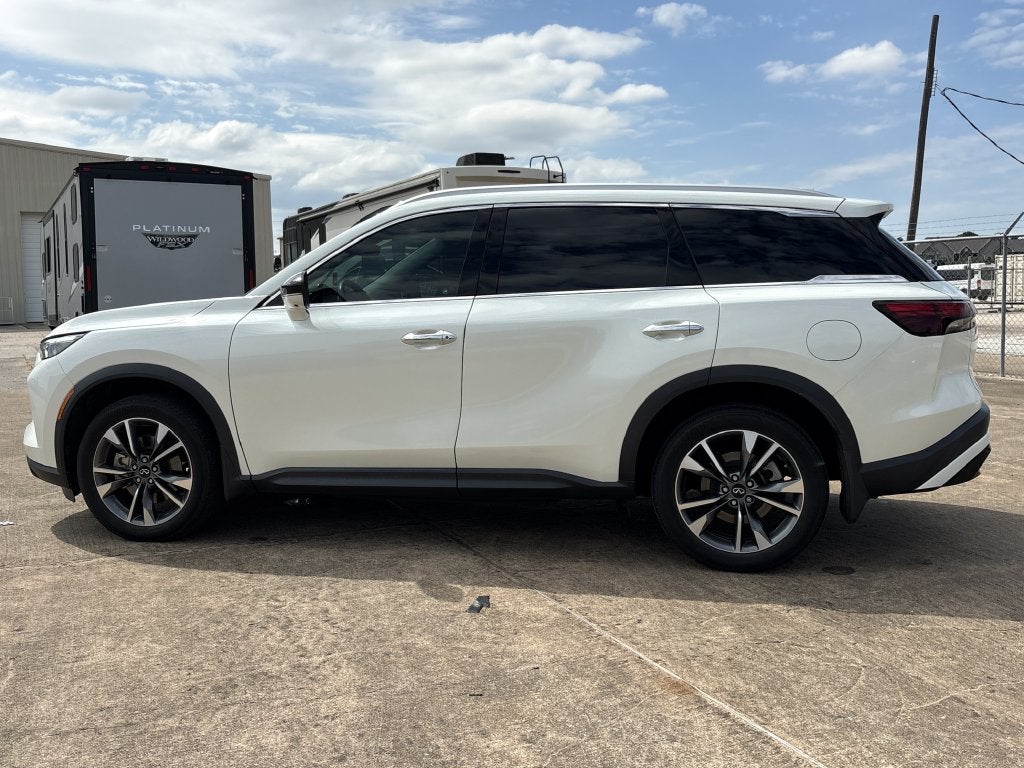 2024 INFINITI QX60 LUXE