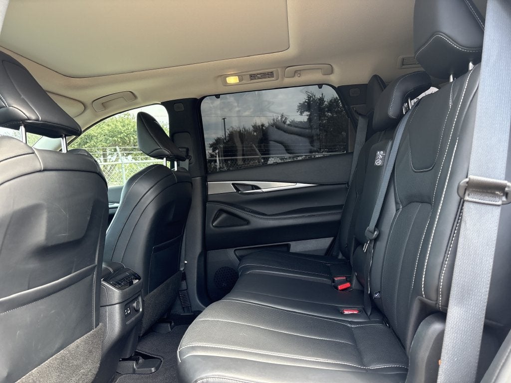 2024 INFINITI QX60 LUXE