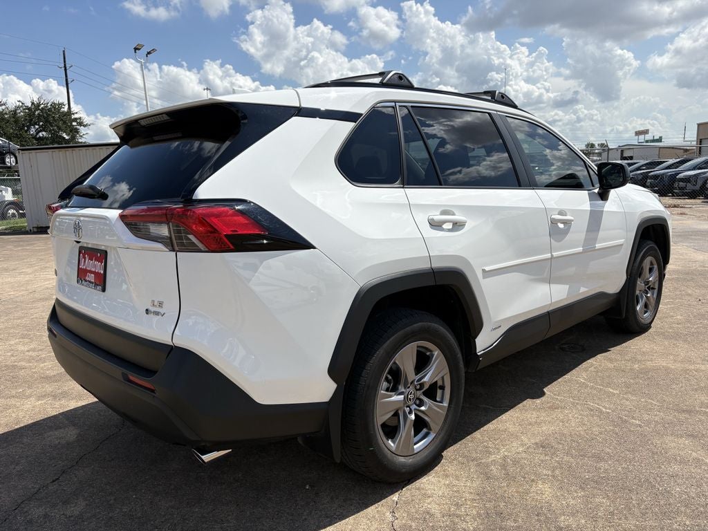 2025 Toyota RAV4 Hybrid LE