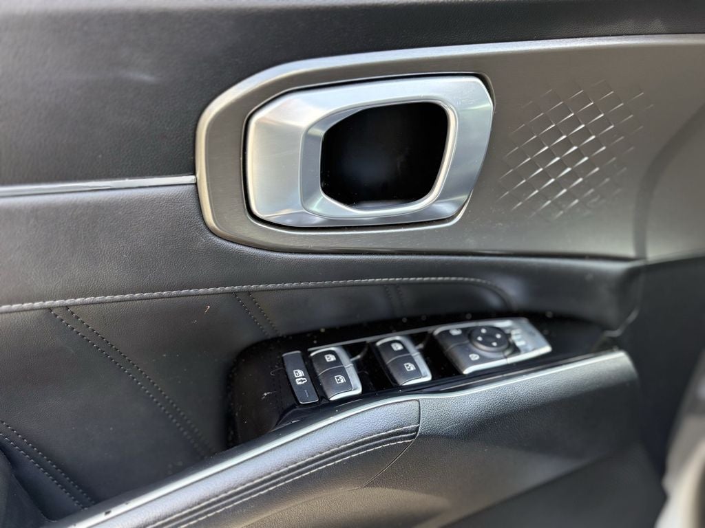 2022 Kia Sorento Plug-In Hybrid SX