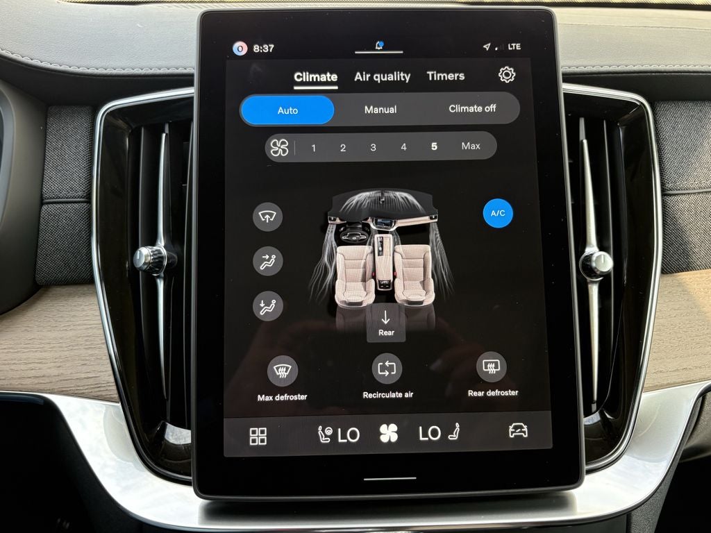 2026 Volvo XC90 B6 Plus 7-Seater