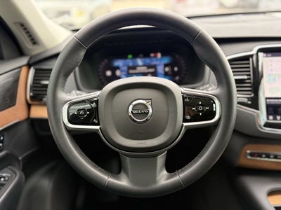 2023 Volvo XC90 B5 Plus