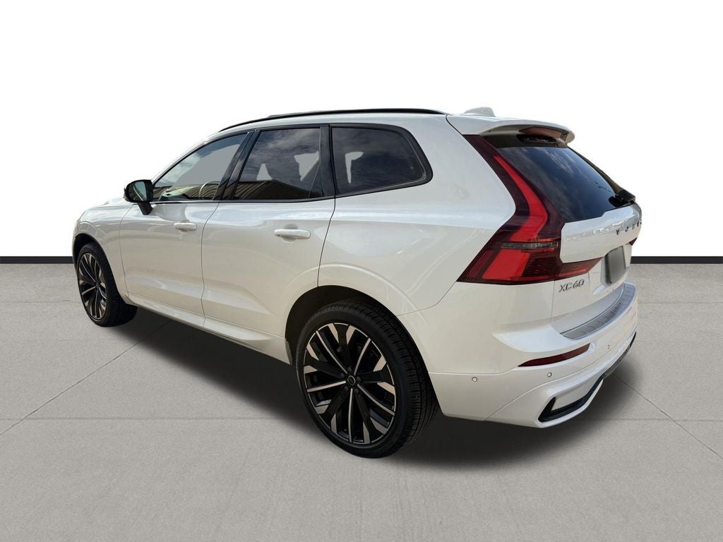 2026 Volvo XC60 B5 Ultra