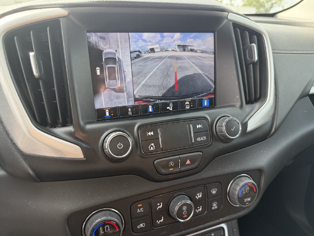 2022 GMC Terrain SLT
