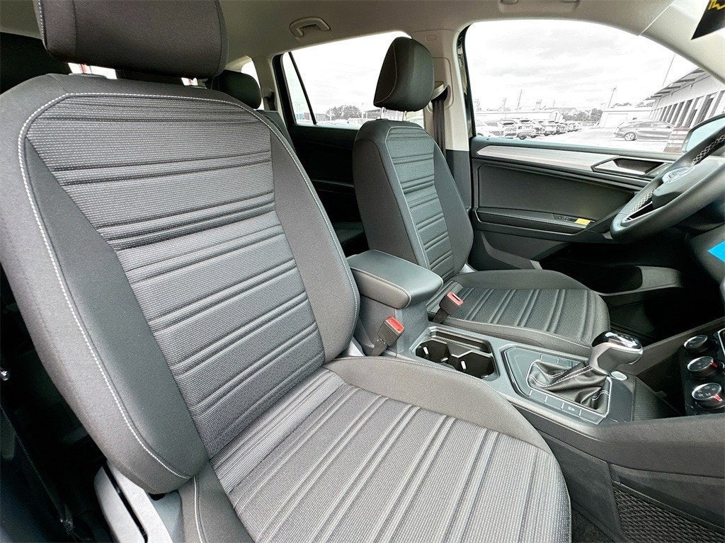 2024 Volkswagen Tiguan 2.0T S