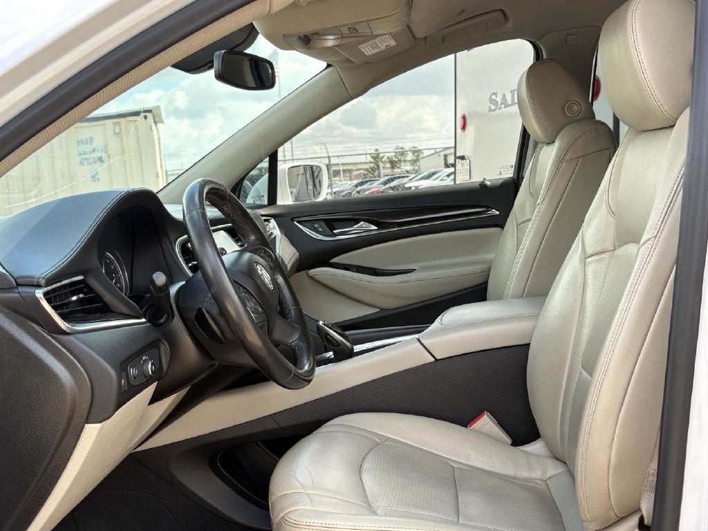 2020 Buick Enclave Essence