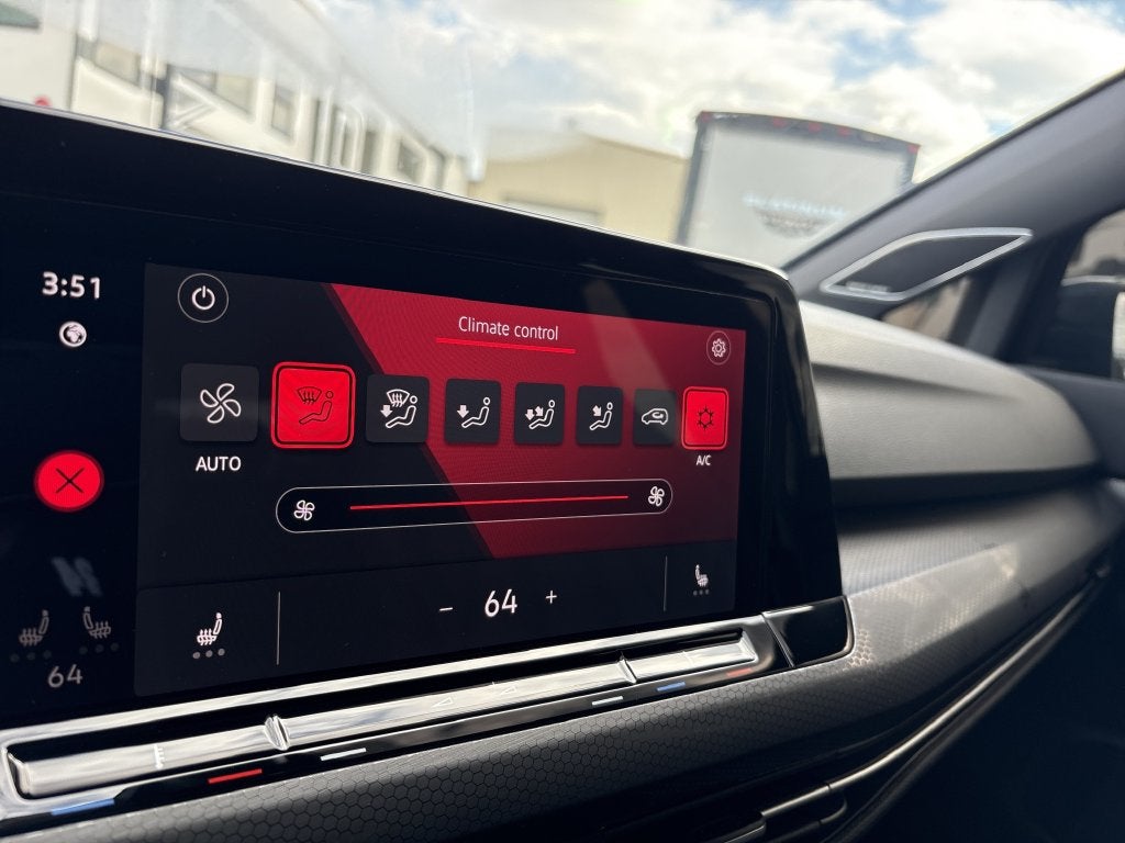 2024 Volkswagen Golf GTI 2.0T SE