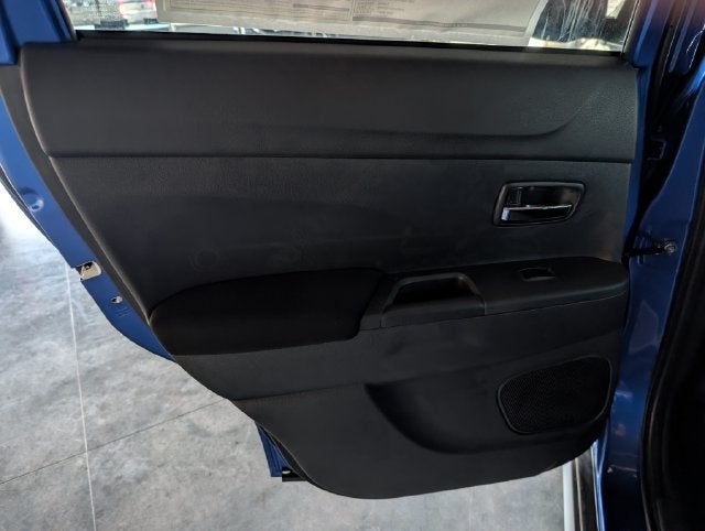2027 Mitsubishi Outlander Sport Base