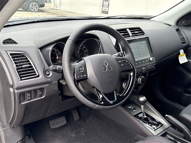 2025 Mitsubishi Outlander Sport 2.0 SE