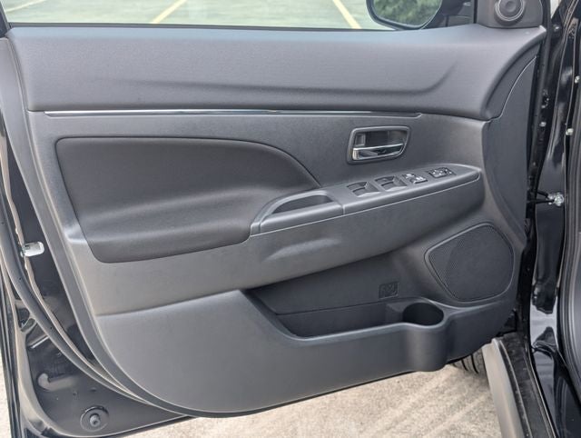 2026 Mitsubishi Outlander Sport 2.0 LE