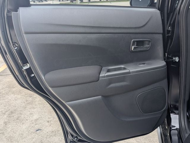 2026 Mitsubishi Outlander Sport 2.0 LE