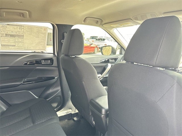 2025 Mitsubishi Eclipse Cross LE