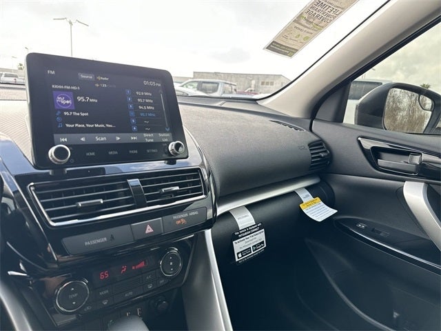 2025 Mitsubishi Eclipse Cross LE