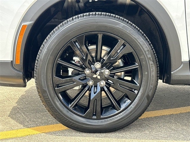 2025 Mitsubishi Eclipse Cross LE