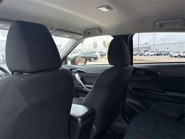 2025 Mitsubishi Eclipse Cross LE