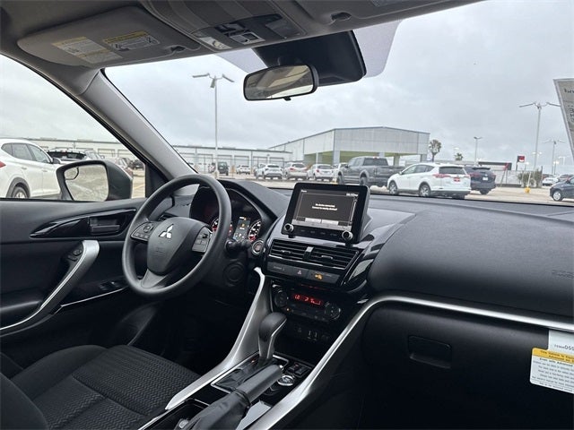 2025 Mitsubishi Eclipse Cross LE