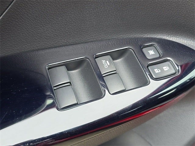 2025 Mitsubishi Eclipse Cross LE