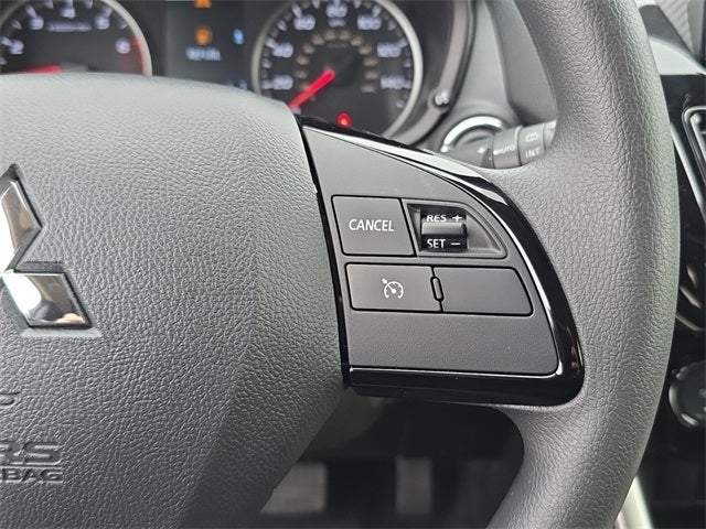 2025 Mitsubishi Eclipse Cross LE