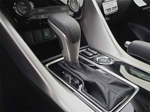 2025 Mitsubishi Eclipse Cross LE