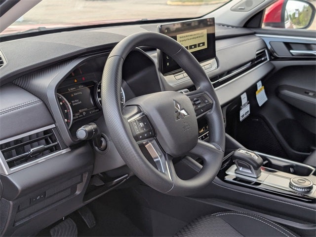 2025 Mitsubishi Outlander ES