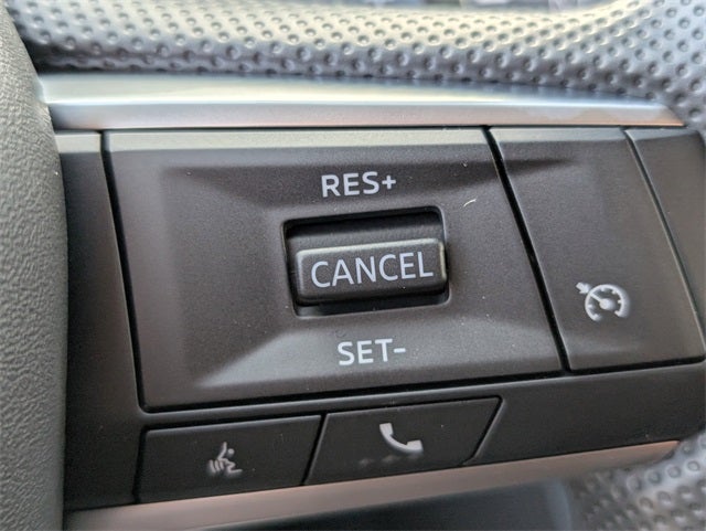 2025 Mitsubishi Outlander ES