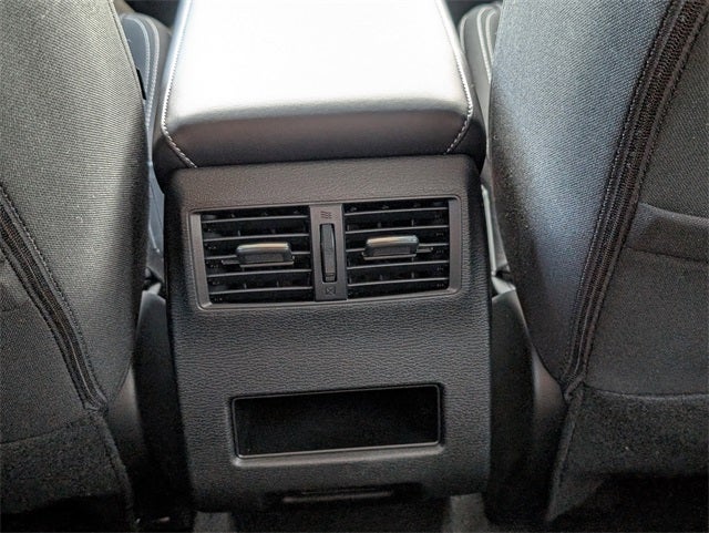 2025 Mitsubishi Outlander ES