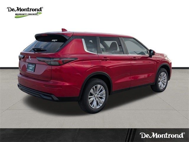 2025 Mitsubishi Outlander ES