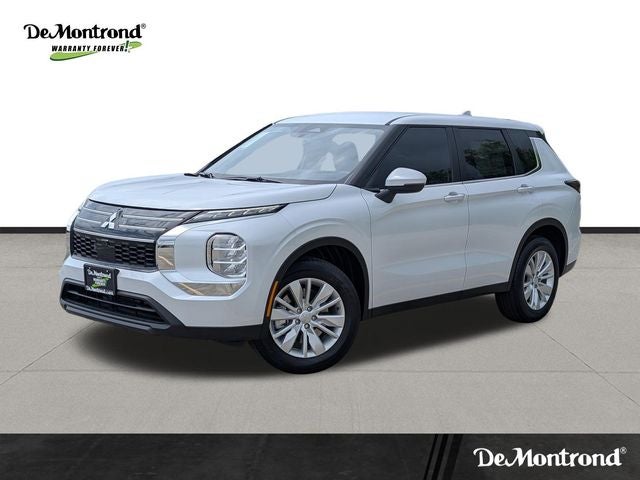 2026 Mitsubishi Outlander ES