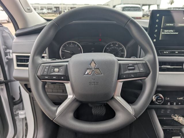 2026 Mitsubishi Outlander ES