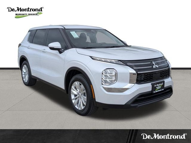 2026 Mitsubishi Outlander ES