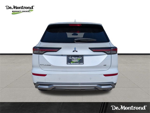 2025 Mitsubishi Outlander SE