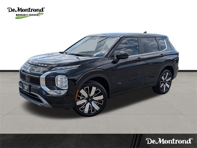 2025 Mitsubishi Outlander SE