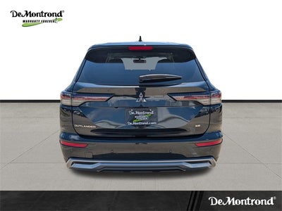 2025 Mitsubishi Outlander SE