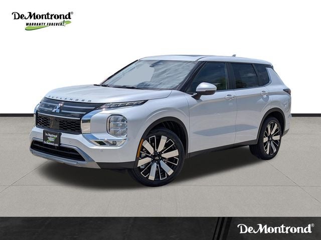 2026 Mitsubishi Outlander SE FWD's photo