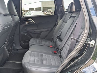 2026 Mitsubishi Outlander SE