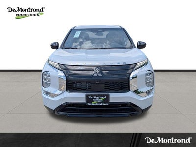 2026 Mitsubishi Outlander LE
