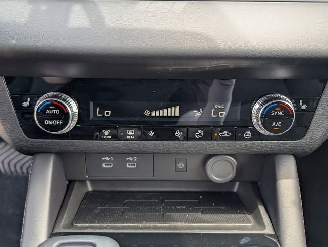 2026 Mitsubishi Outlander LE
