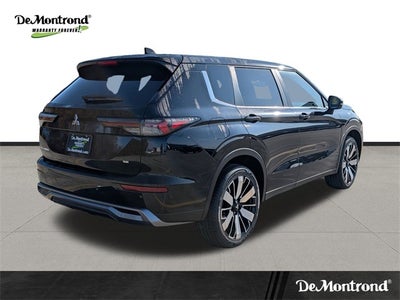 2026 Mitsubishi Outlander SE