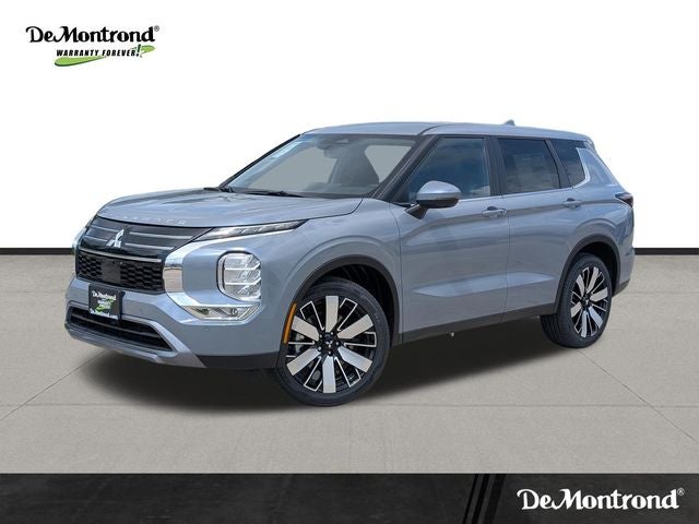 2026 Mitsubishi Outlander SE FWD's photo