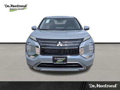 2026 Mitsubishi Outlander SE