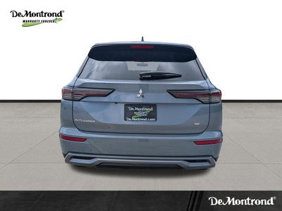 2026 Mitsubishi Outlander SE
