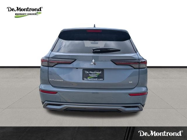 2026 Mitsubishi Outlander SE