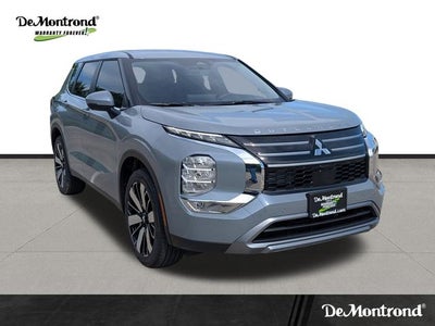 2026 Mitsubishi Outlander SE