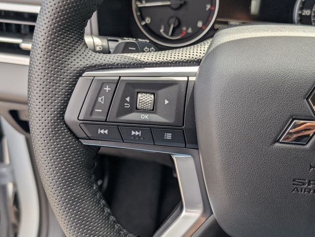 2026 Mitsubishi Outlander LE